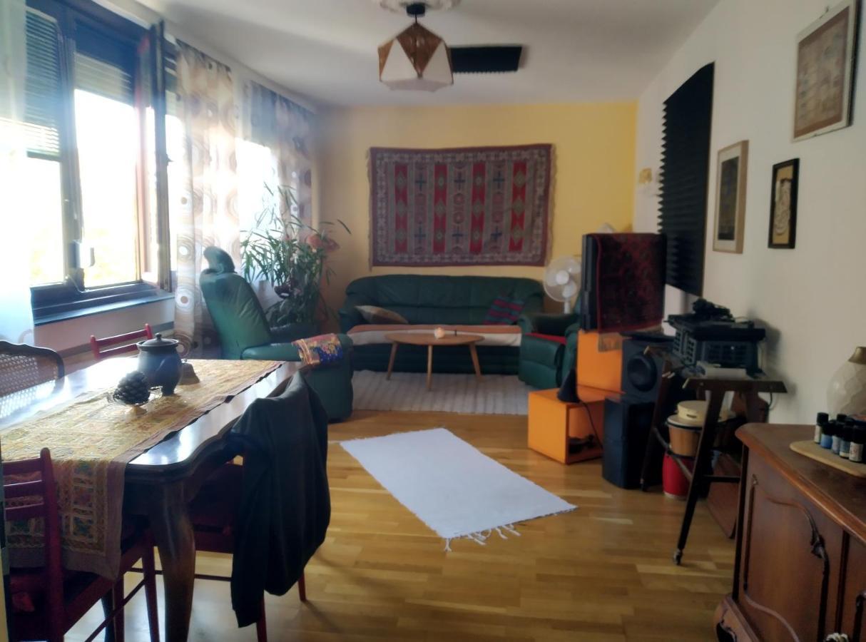 Nettes Apartment Im 14Ten Bezirk In Wien Exteriör bild